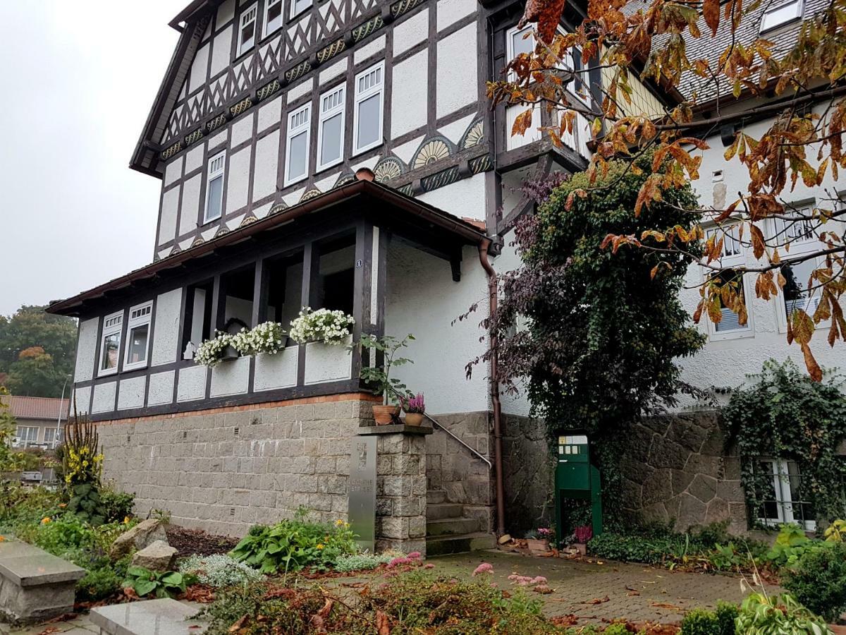 Goethes Liebste Betten - Moderne Zentrumsnahe Apartments Im Historischen Fachwerkhaus Mit Smart-Tv, Wlan, Parkplatz Wernigerode Exterior photo